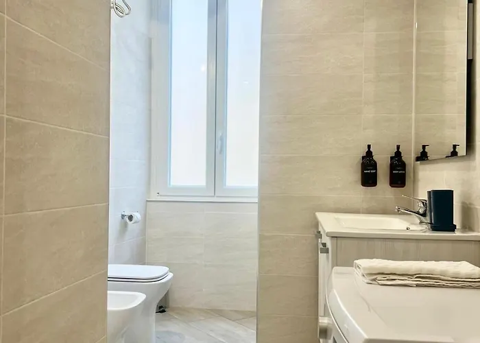 Apartment Vacanze Romane At Furio Camillo *
